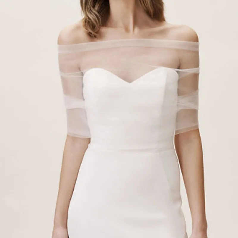 Vrouwen geplooid Tule Sheer Wrap Wedding Bridal van de schouderstole elegante formele sjaal met knop ivoor aanpassing