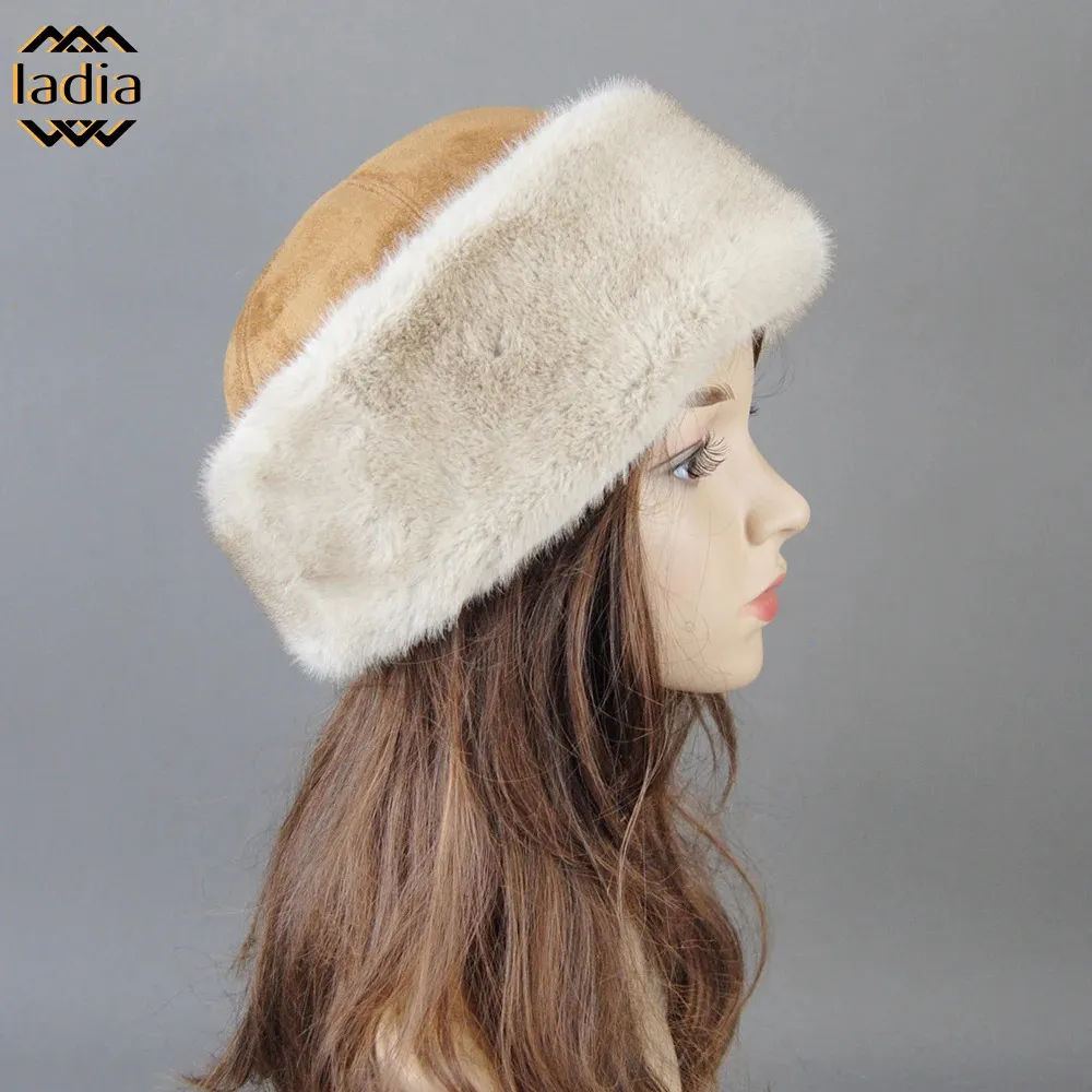 قبعة بينيسيكول قبعات Ushanka قبعة كاذبة مينك فور القبعات للنساء الدافئة الروسية الشتاء الشتاء الفاخرة 231109