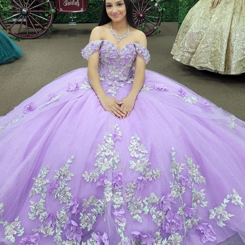 Lyx lavendel glänsande älskling quinceanera klänning 2024 blommor applikationer födelsedag prom klänningar söt 16 klänning korsett
