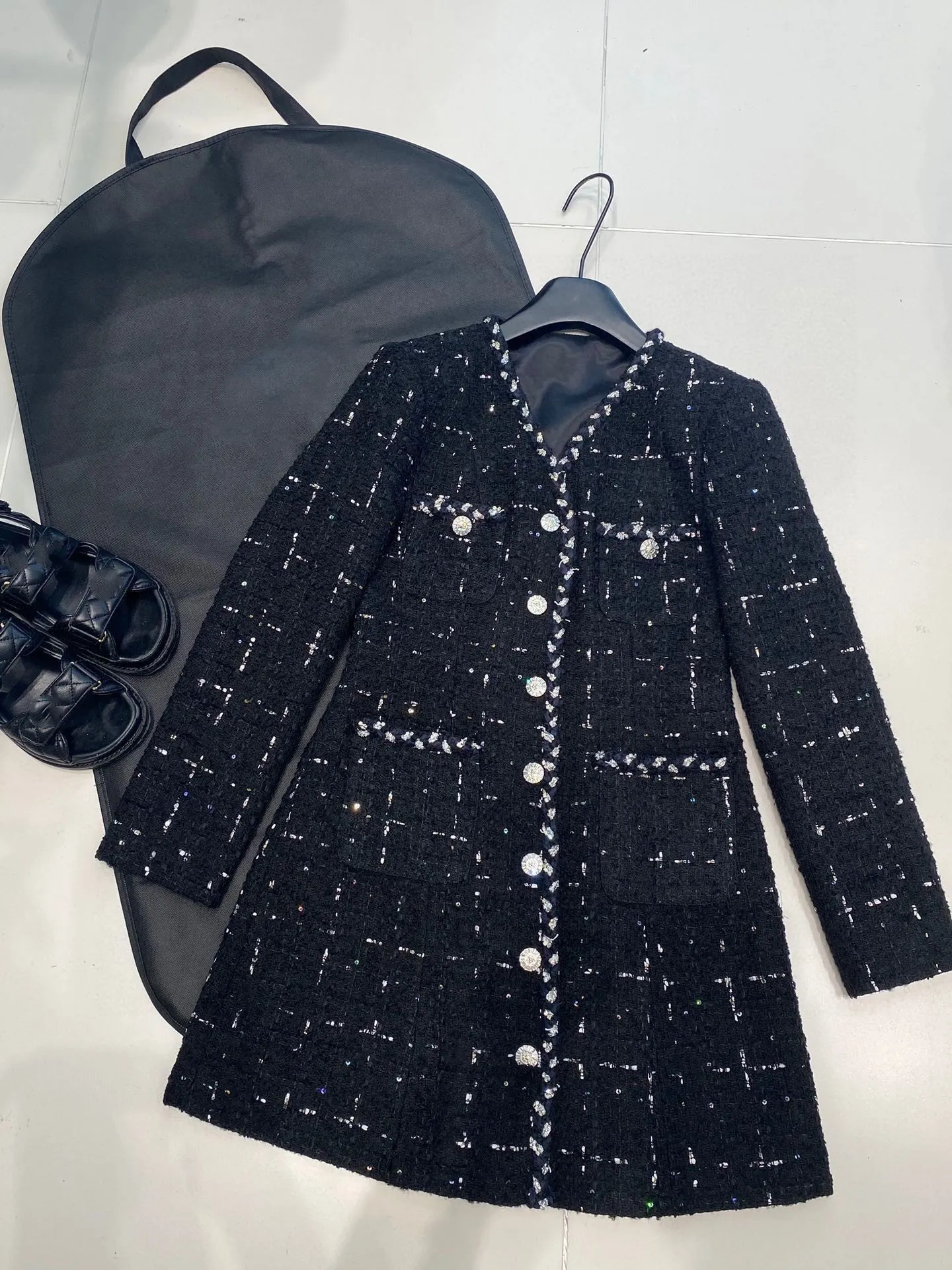 Work Dresses 2024 Autumn/Winter Black Plaid Silk A-Line Knee-Length Dress  with Crew Neck and Long Sleeves from Dhgate Work Dresses - price 66.74
