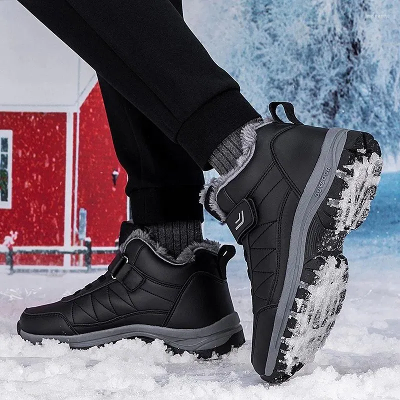 Stövlar vinter män snö plysch stor storlek 47 46 utomhus män sneakers icke-halk vuxna gummi vandringskor varm päls ankel botas hombre