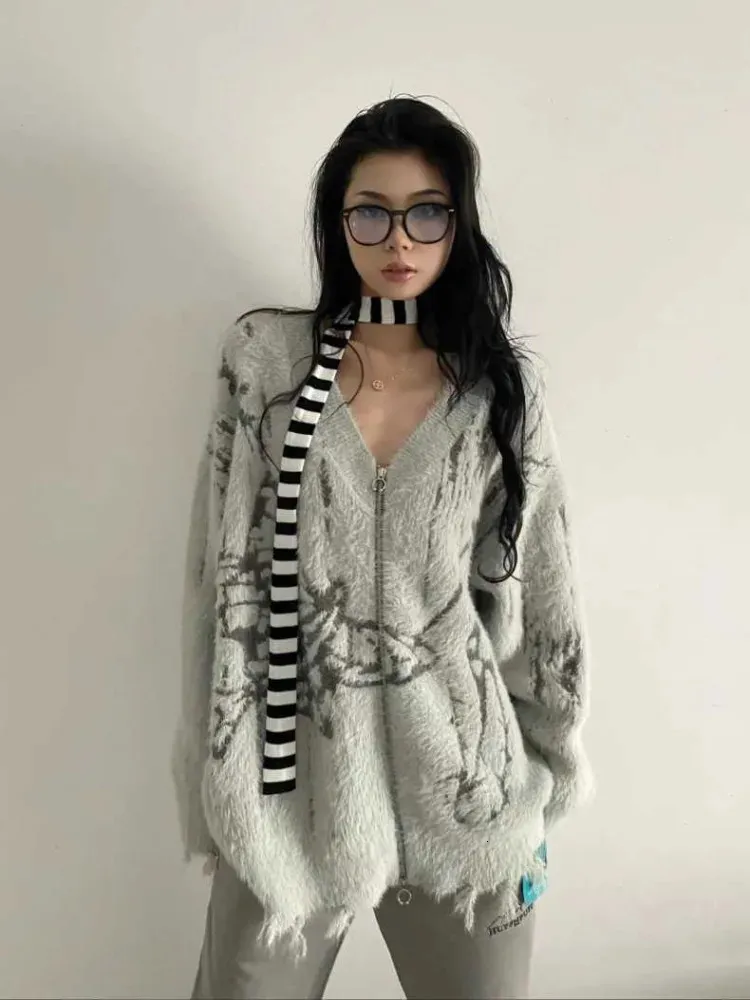 Women's Sweaters HOUZHOU Y2K Grunge Grey Graphic Sweater Cardigan Women Vintage 90s Aesthetic Zipper Jerseys Streetwear Distressed Knitted Tops 231108