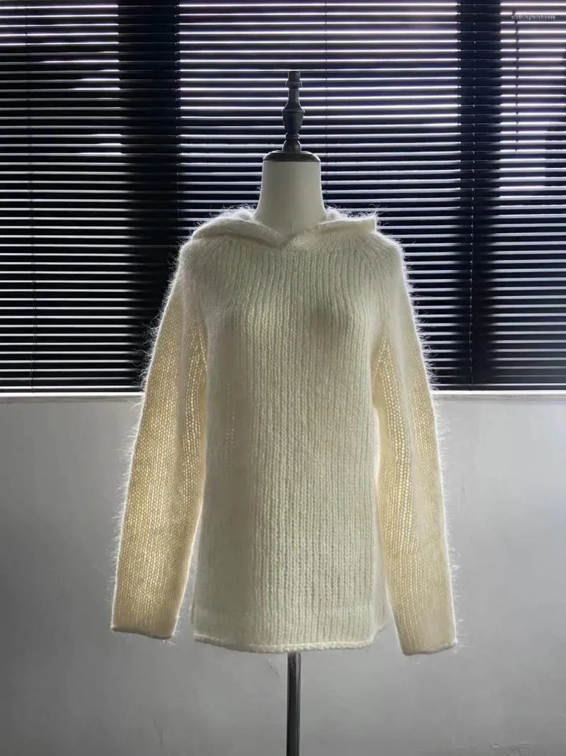 Pulls pour femmes 2023 Vêtements d'hiver Mohair tricoté à la main Grand chapeau Sapin Pull à capuche blanc lâche et inactif 1014