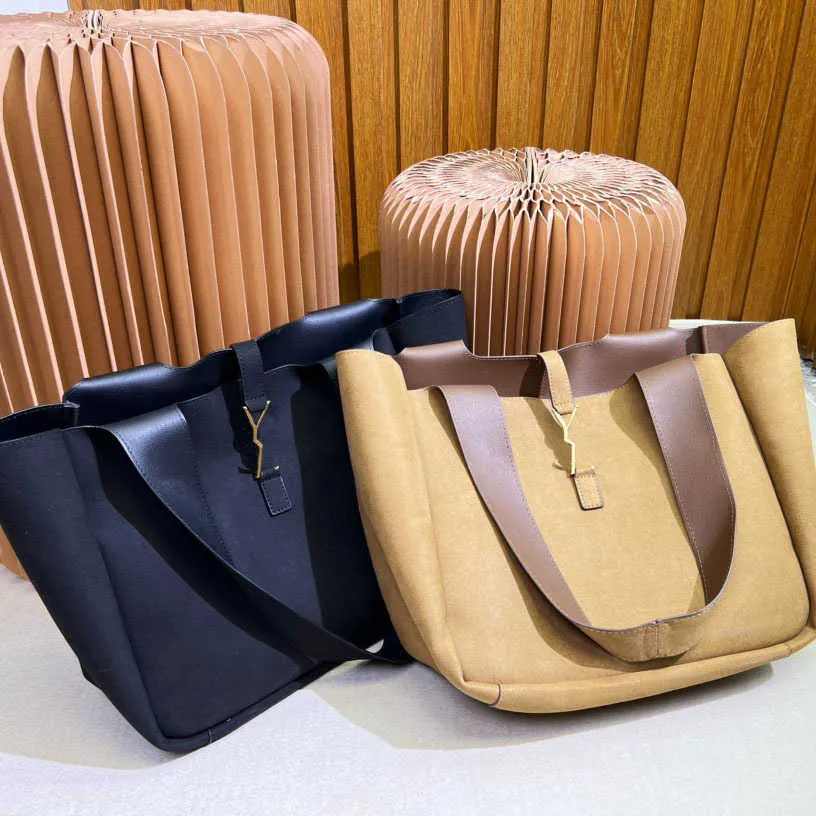 ybagデザイナーショルダーバッグ女性茶色の革のハンドバッグ高品質のショッピングバッグレディカジュアルトートラージヴィンテージラグジュアリーハンドバッグ財布