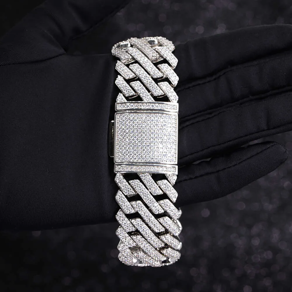 Mode smycken 26mm bred isad VVS Moissanite med GRA -certifikat Solid Sier Link Chain Cuban Armband