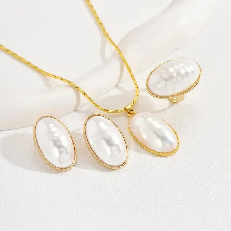 Stud Korean Chain Oval Pearl Necklace Earring Ring Set For Women Natural Gold Plated Justerbara smycken 231109