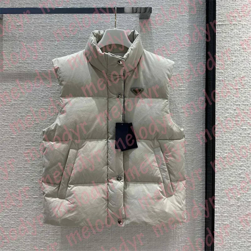 Designer de metal triângulo para baixo colete outono inverno feminino sem mangas outerwear moda ao ar livre windpoof colete parkas