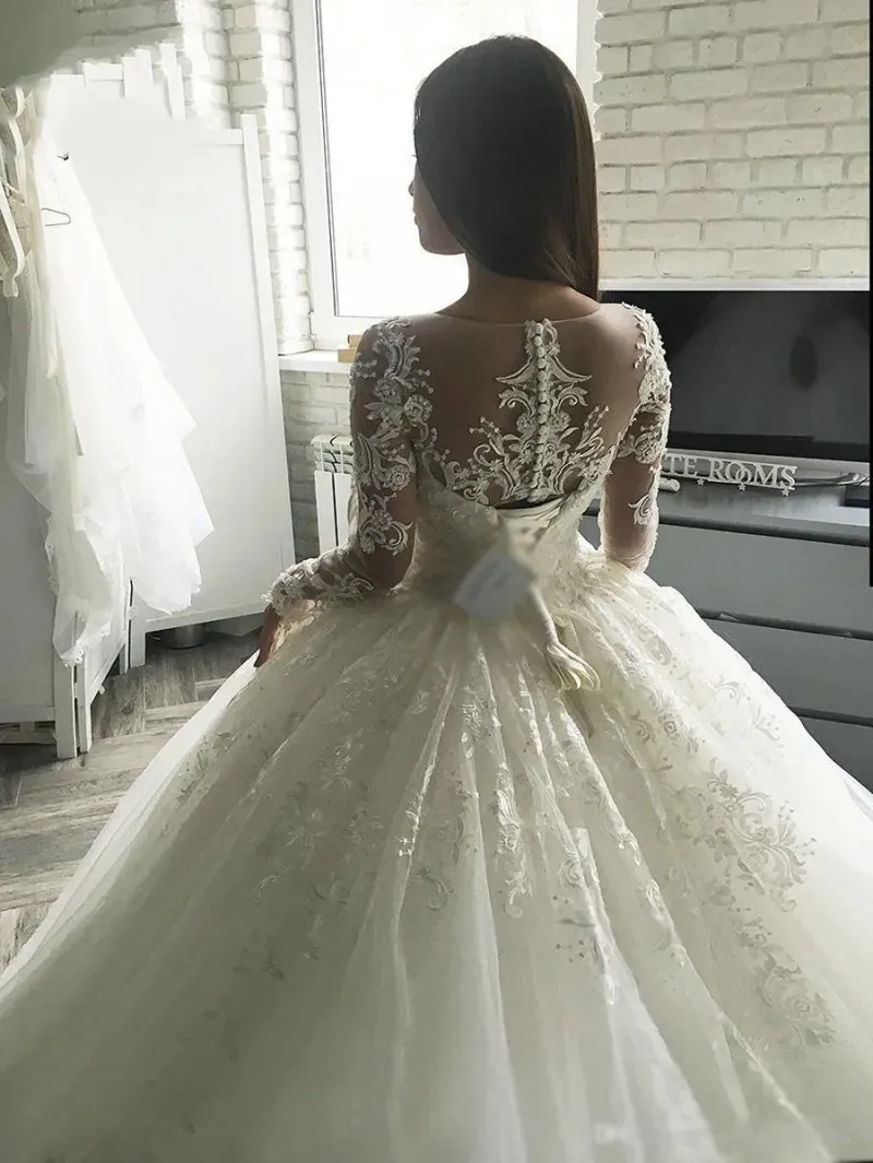 chinese dress ladies Amazon.com: Fivsole Women's 3D Flower Applique Garden Wedding Dress Long  Boho White Beach Tulle Formal Gown with Train Size0 : Clothing, Shoes &  Jewelry