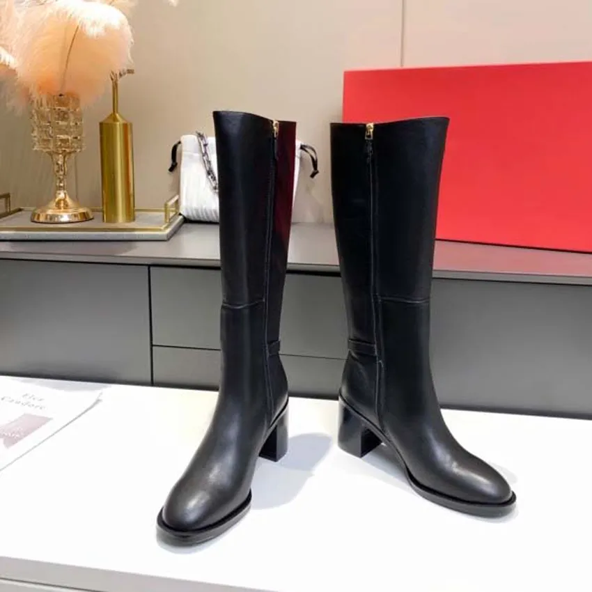 2023 Designer Boots New Martin Poe Heel British Fit Chimney Boots Naked Boots Fashion Versatile Fashion Long Sleeve Women's Style