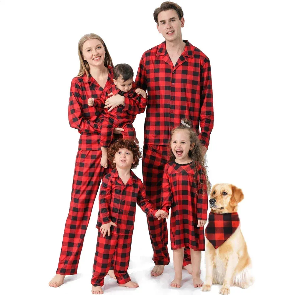 Família combinando roupas inverno xadrez camisa calças compridas 2 pçs terno meninas vestido bebê macacão cão cachecol natal olhar 231109