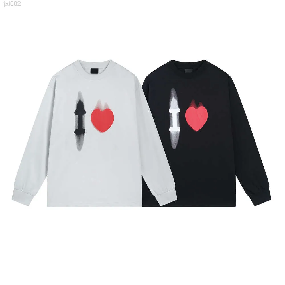 Designer Balanciaga Sweat à capuche Paris Fashion Ss23 High Edition b Family Love 520 Limited Back Collar Broderie Classique T-shirt à manches longues