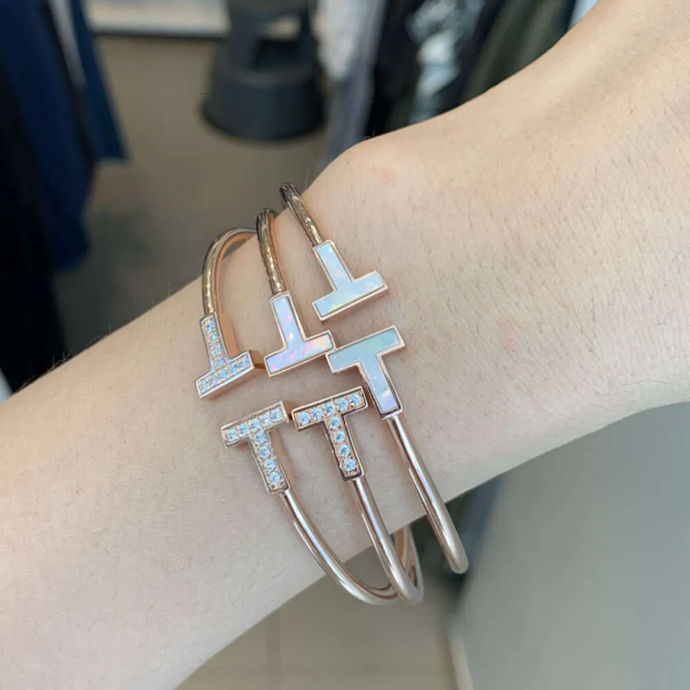 Tiffany T Wire Bracelet In Yellow Gold With Mother-of-pearl