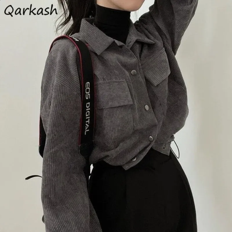 Vestes pour femmes Veste courte en velours côtelé pur simplement vintage mode coréenne boutonnée vêtements baggy tempérament adolescents streetwear 231109