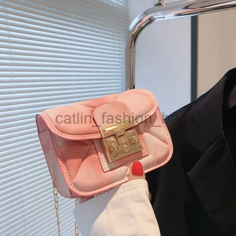 Omuz çantaları mini çantası 2023 yeni tarzı yabancı stil kadın zincir çantası tek omuz kırmızı çanta kare bagcatlin_fashion_bags