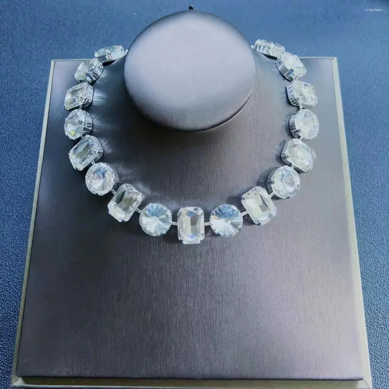 Choker Ins Bling Big Square Stone Crystal Custom Necklace Kvinnor julklapp Shiny Rhinestone Round Charm smycken