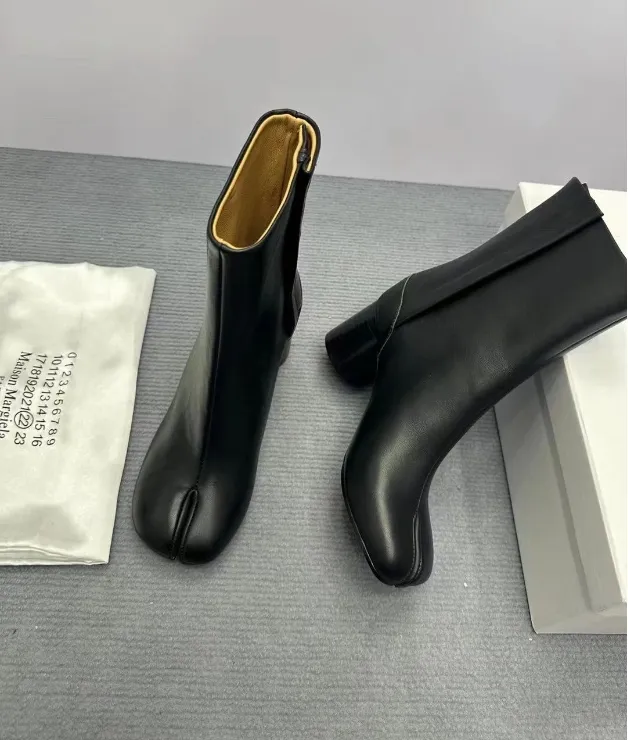 Ioffer football hotsell boots