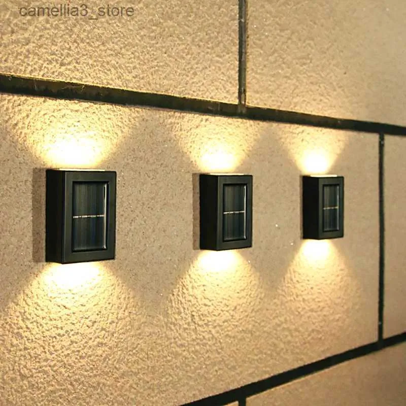 Appliques murales solaires 1-4 pièces lampe solaire extérieure à LED lampes murales de porche étanches intelligentes pour balcon cour jardin décoratif paysage réverbère Q231109