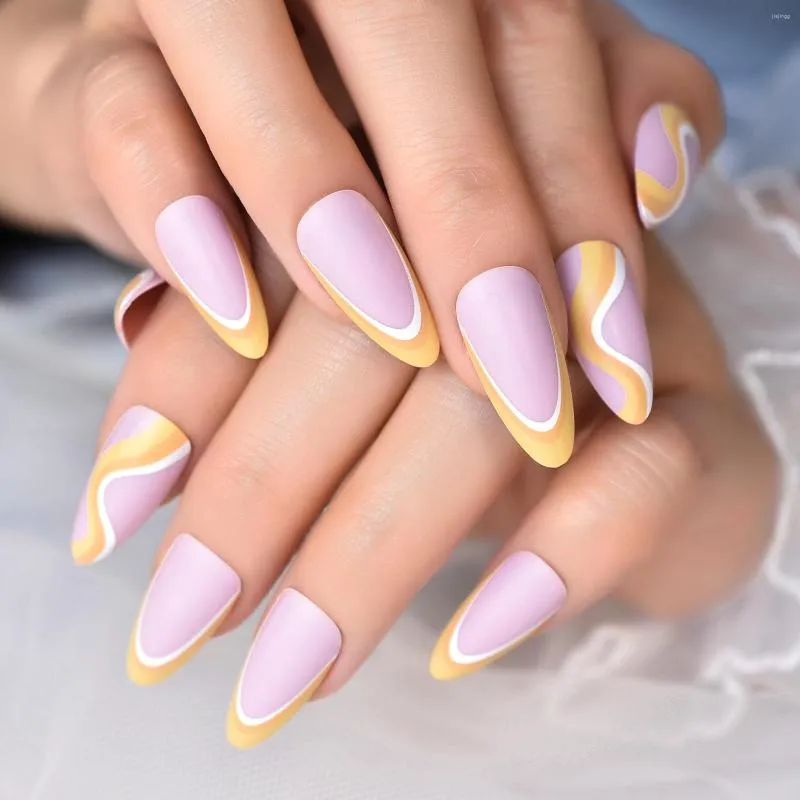 Falska naglar Multicolor Medium mandelform Swril Lines Yellow Top Purple Base Fake Nail Tips Tryck på full täckningsnaglar manikyr