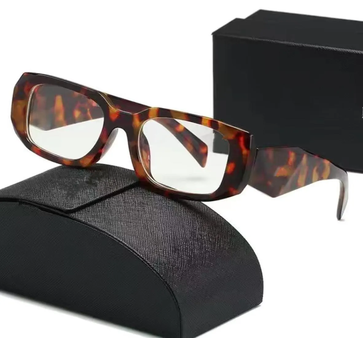 NIEUWE modeontwerper zonnebril klassieke brillen Goggle outdoor strandzonnebril voor man vrouw 7 kleuren optioneel driehoekig bord4423159