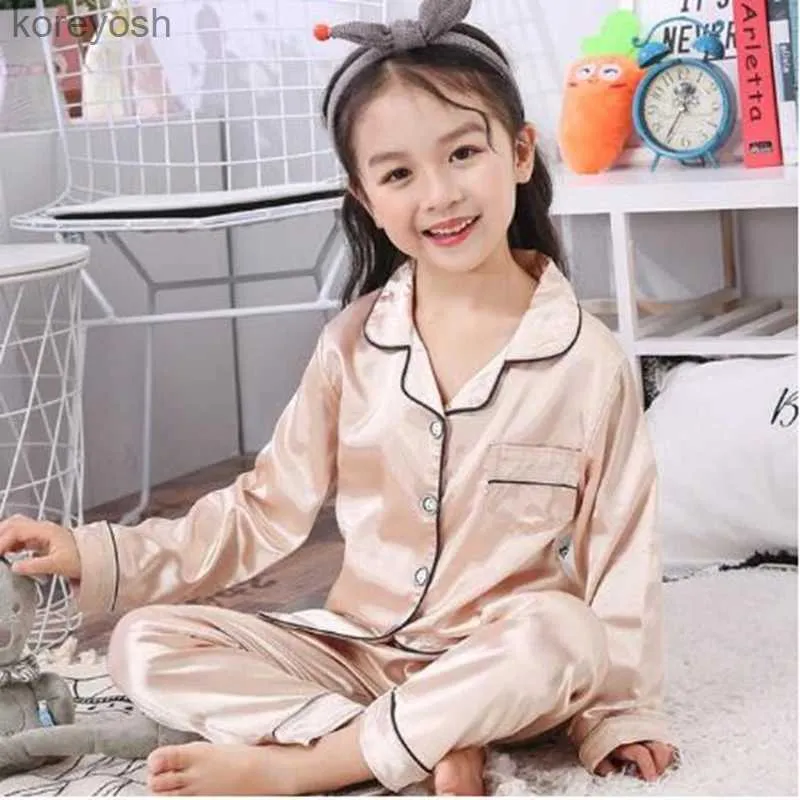 Pyjamas Nouveau boutonné printemps automne enfants Satin Pyjamas ensembles enfants filles solide soie à manches longues 2 pièces hauts + pantalons vêtements de nuit PyjamaL231109