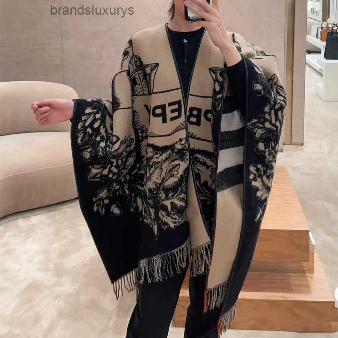 Designer Scarf Luxury Scarf Letter Design Iron Match Letter Christmas ...