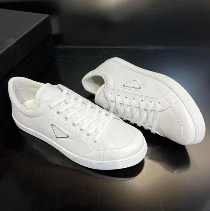 Met Doos Luxe Wit Zwart Borstel Lederen Skateboard Schoenen Klassieke Fijne Schoeisel Mannen Lace Up Sneakers out of office Feestjurk Uitstekende Wandelschoen EU38-46