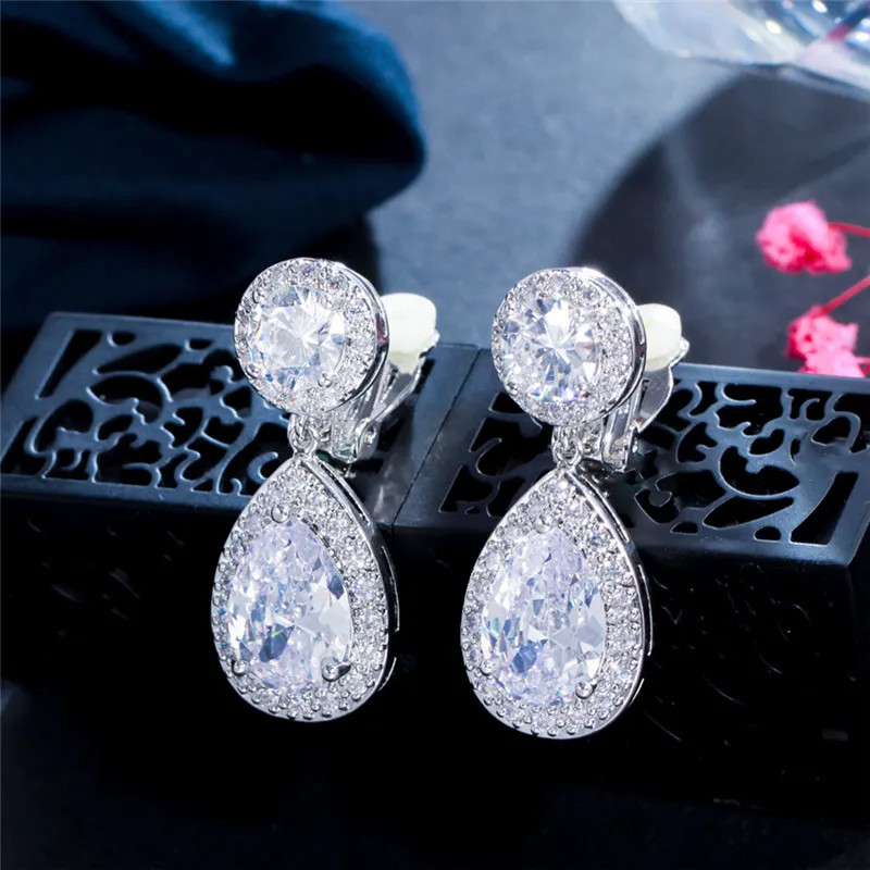 Lady Luxury Silver Clip Ons örhänge Designer för kvinna Opierced Ear Clips Copper White AAA Zirconia Drop Diamond Womens Wedding Engagement Dangle örhängen smycken