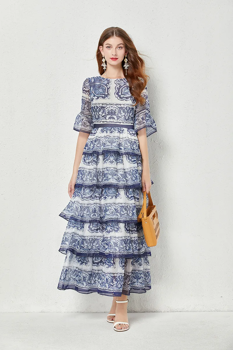 2023 Casual jurken Nieuwe lente zomervakantie maxi jurk runway vrouwen o nek chiffon blauw en witte porseleinen printlagen ruches lange vestido