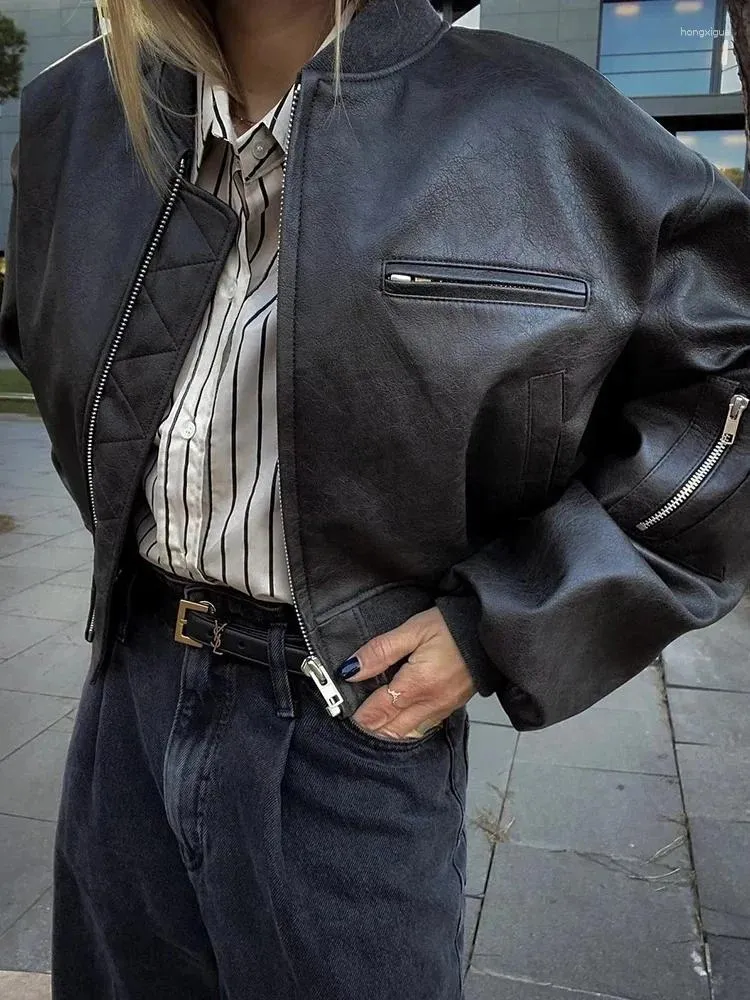Couro feminino 2024 outono/inverno jaqueta bolso zíper superior plutônio streetwear moda casaco curto motociclista outerwear
