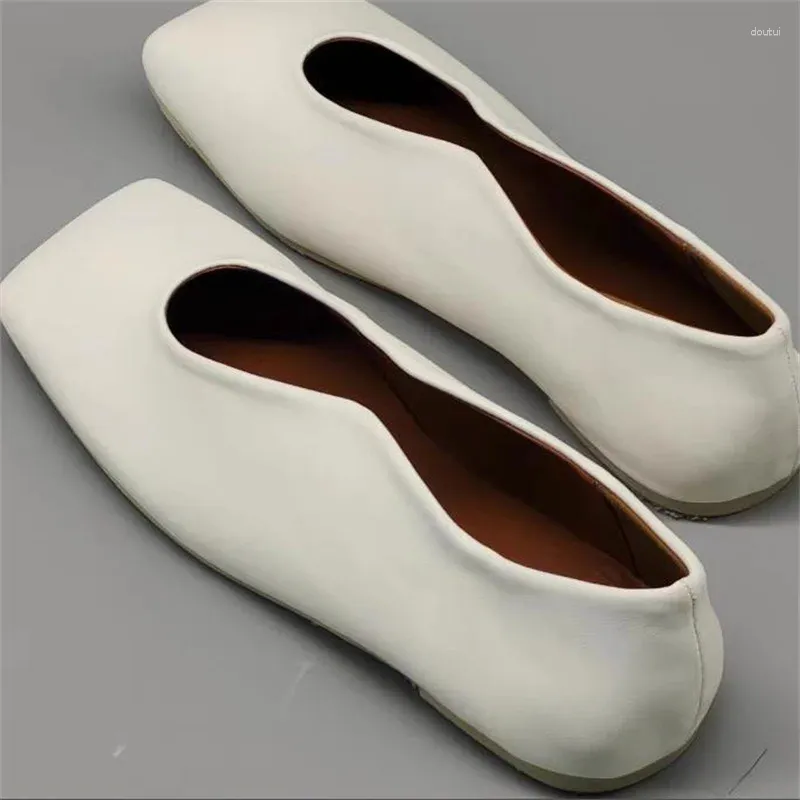 Sukienka buty skórzane dla kobiet płaskie obcasy balety żeńskie palce palców stnie stóp zapatos de mujer płytki biali projektanci podżeganie femme