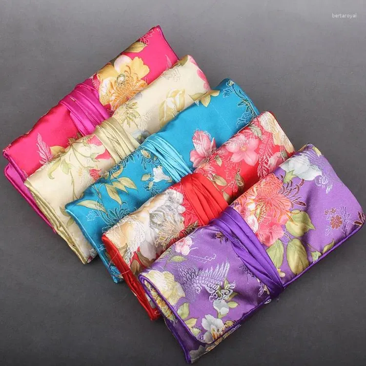 Jewelry Pouches Christmas Gifts Silk Organizer 3 Zipper Bag Embroidery Travel Roll Packaging Small Gift Box