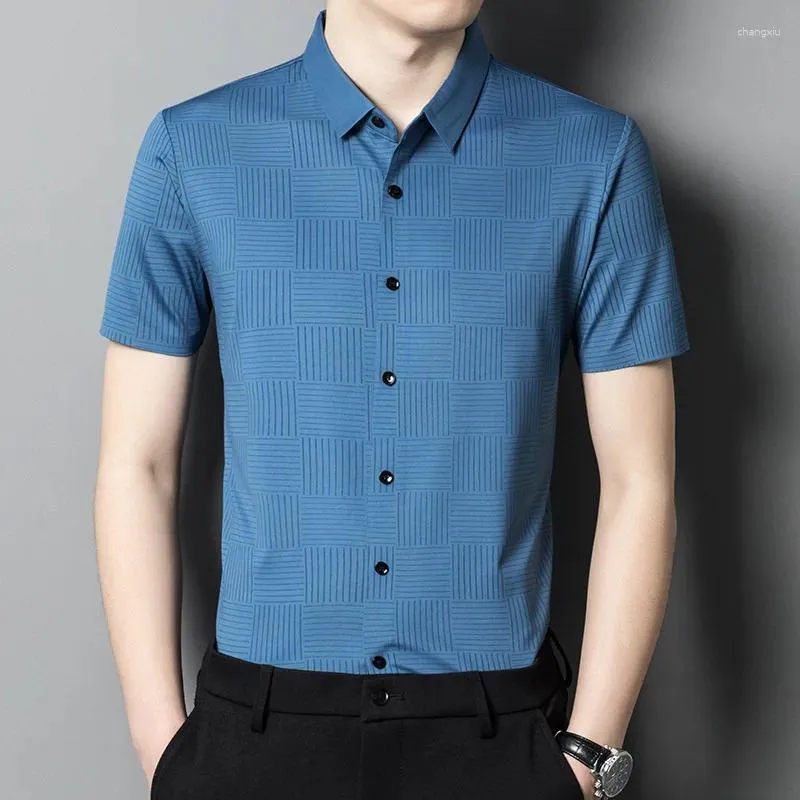 Men's Casual Shirts Light Luxury High Quality Fabric Seamless Craft Summer Short-Sleeved Shirt Business Breathable