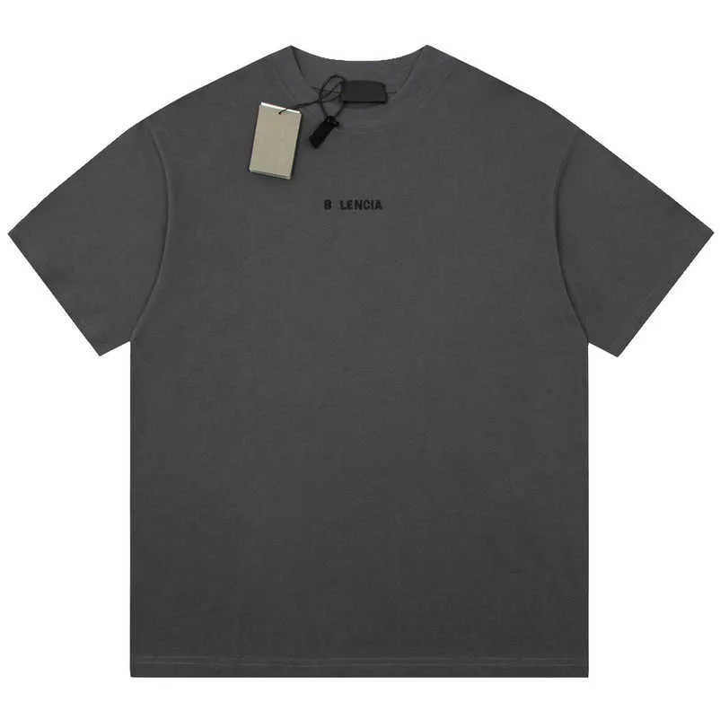 2023新しいデザイナーレディースTシャツハイエンドシャツの差別化市場高品質エディションファミリープリントユニセックスリラックススリーブティー