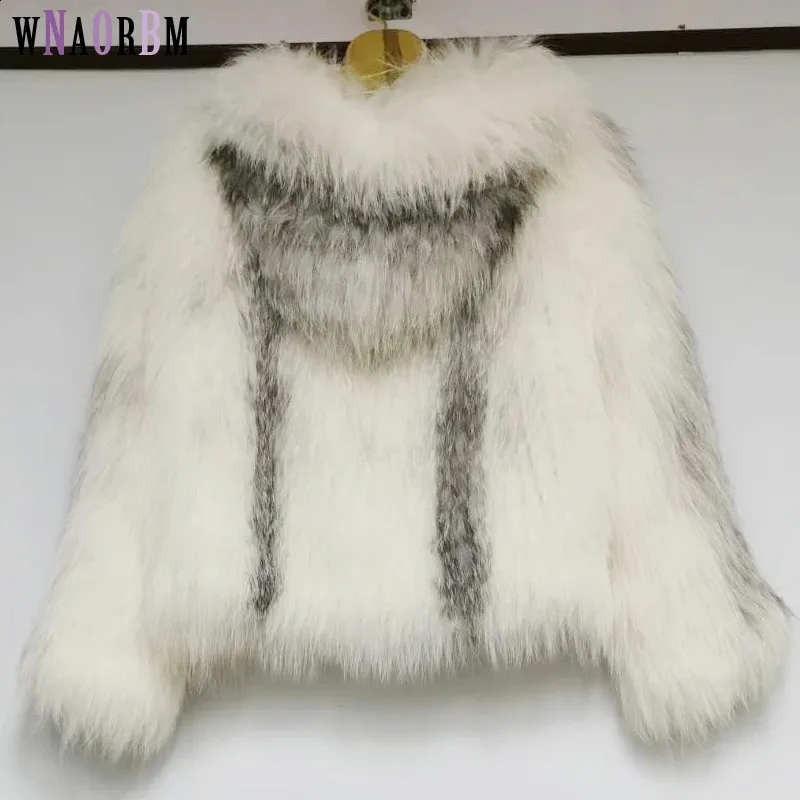 Kvinnors päls faux stil naturlig stickad kappa med mössa kvinnors riktiga päls importerade högkvalitativa fashionabla eleganta och varma 231109