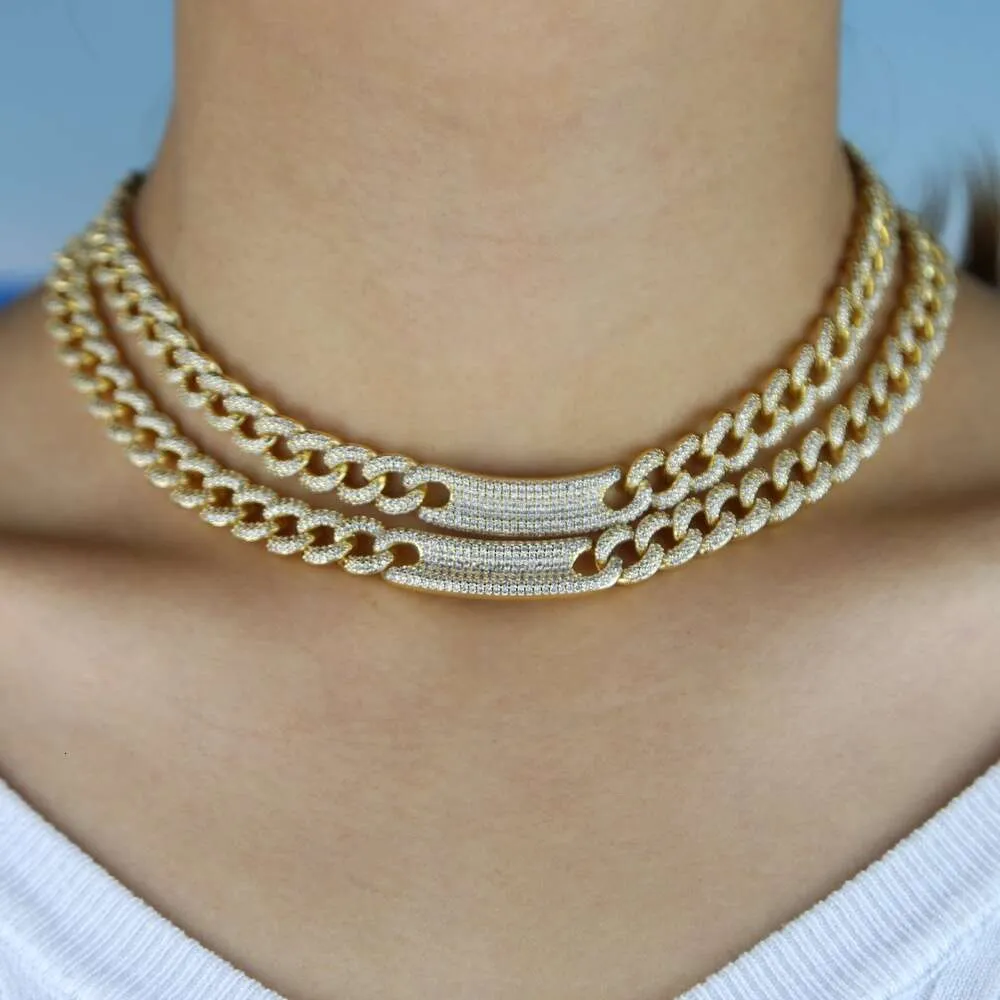 Gouden Cubaanse link Choker Women Dikke Iced Out Cubaanse linkketen Choker ketting voor vrouwen