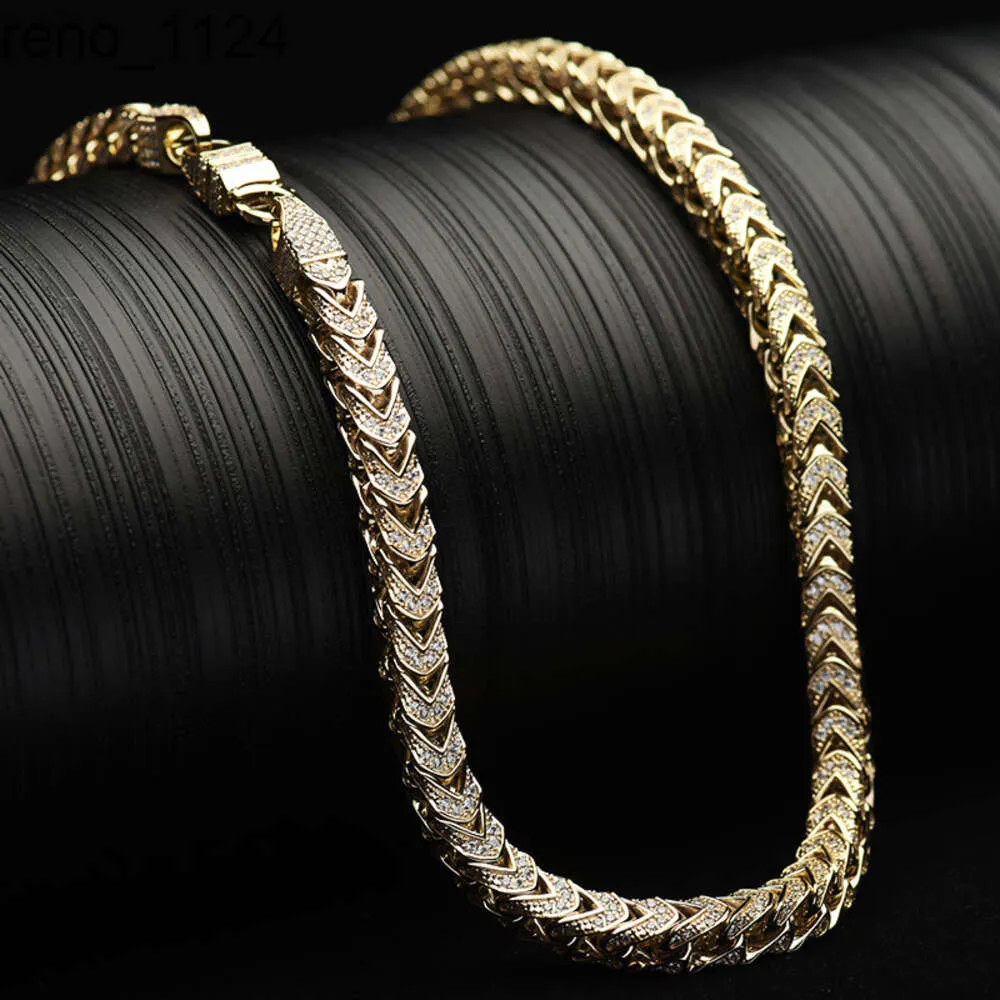 البيع الساخن مجوهرات الهيب هوب 925 الجنيه الفضية الفضية مطلية المثلج المثل الماس قلادة السلسلة الكوبية للماس للرجال