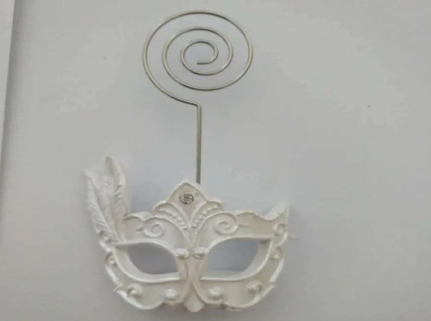 Mardi gras tema mascarado titular do cartão de nome clipe favores casamento favores mesa configuração decor3904829