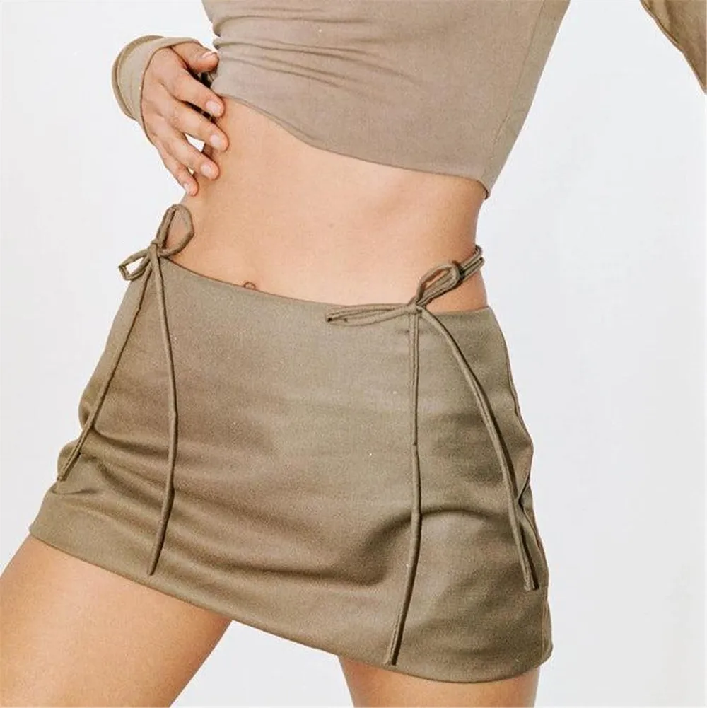 Kjolar koreanska mode miini sommar super mini kjol svart sexig kawaii kläder blyerts khaki snörning uppdragning 230410