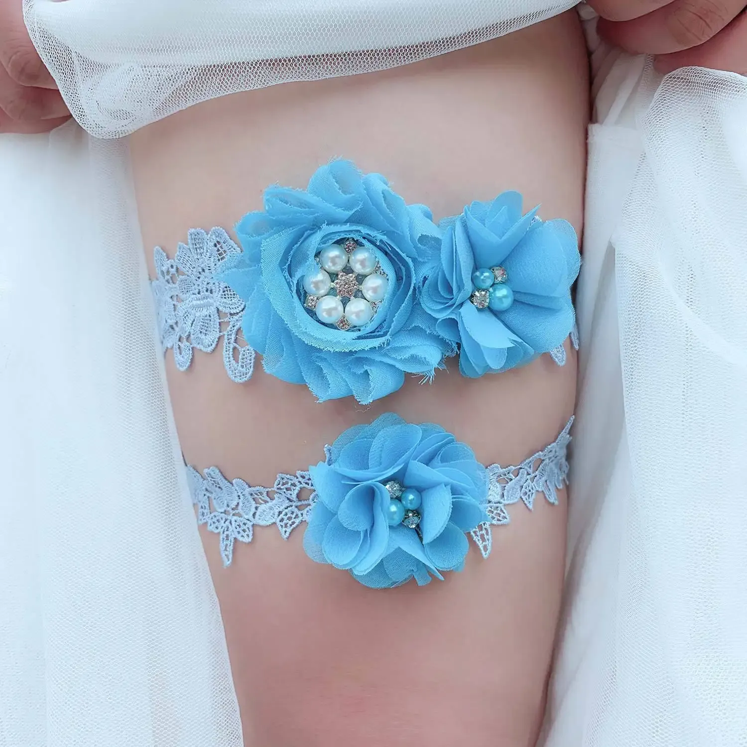 ウェディングガーターブラック刺繍花柄セクシーガーター女性/女性/花嫁太ももリングブライダルレースレッグリングループ