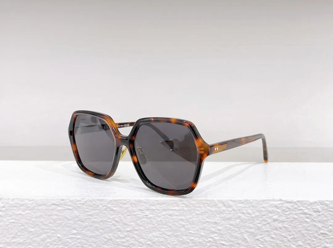 Arkmar och kvinnors solglasögon CL40230 Solglasögon UV -skydd Solskyddsmedel Block Square Glassar Celies