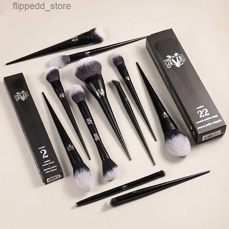 Makeup Brushes KVD Makeup Brushes Series Blusher Powder Foundation concealer Eye Shadow Blending Cosmetic Beauty Make Up Brush Tool Maquiagem Q231110