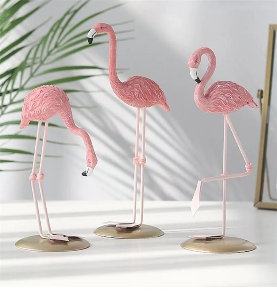 Adorável bonito flamingo design resina decorações para casa presentes de natal ornamentos mesa para ktng 25000 sala estar quarto y2010207124436