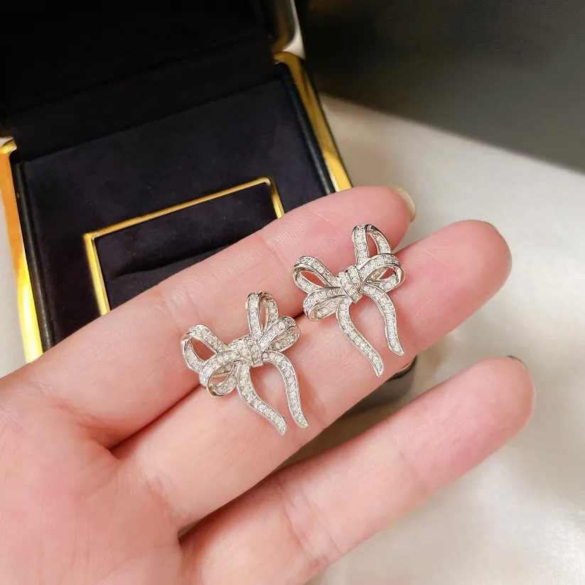 Grafe Earrings Designer Studs for woman horeail bow design 925シルバー最高のカウンター品質のクラシックスタイルギフト