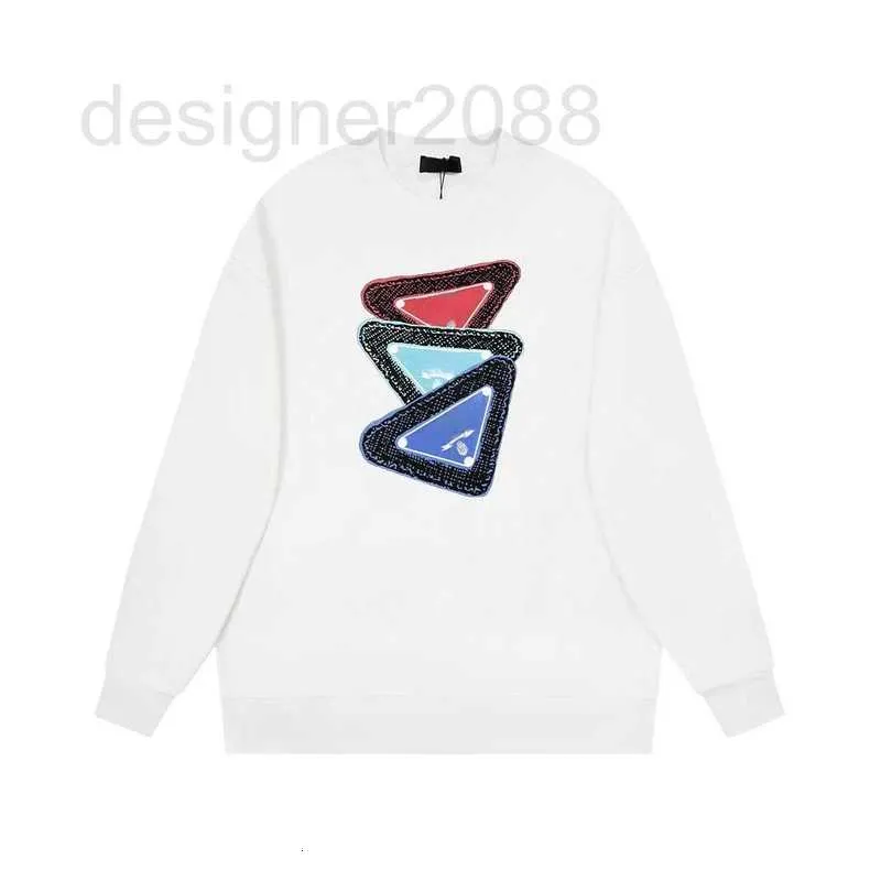 Men's Hoodies & Sweatshirts Designer Autumn New Triangle Letter Little Bear Print Round Neck Sweater IACB