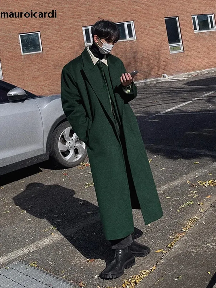 Misto lana da uomo Mauroicardi Autunno Inverno Lungo caldo oversize Morbido verde scuro Cappotto di lana nero Uomo sciolto casual coreano Misto lana Cappotto 231109