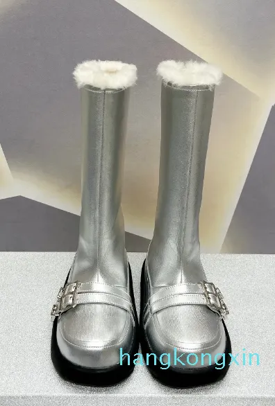 Bottes de laine de luxe bottes en cuir de créateur bottes de neige à plateforme chaussures de mode marque pour femmes et filles