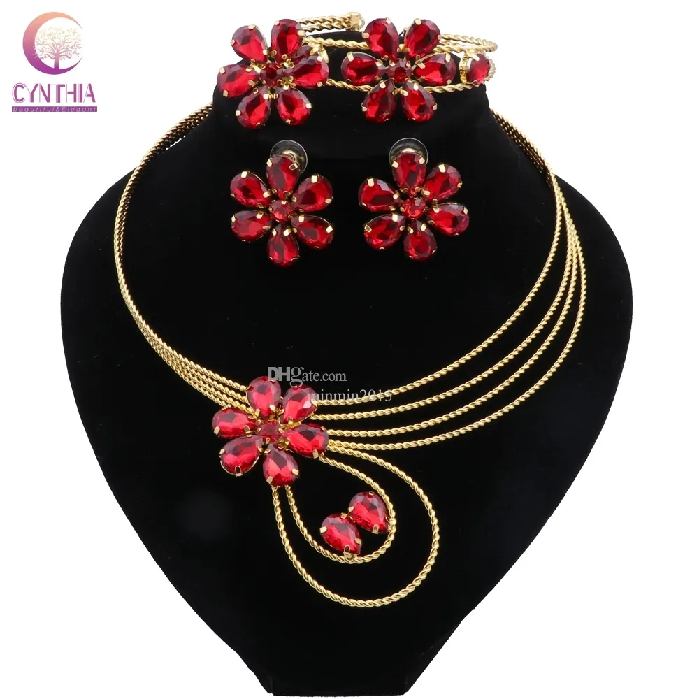 Conjunto de joyería de Color dorado italiano a la moda para mujer, collar elegante de Dubái, pulsera, pendientes, conjuntos de joyería de boda para fiesta