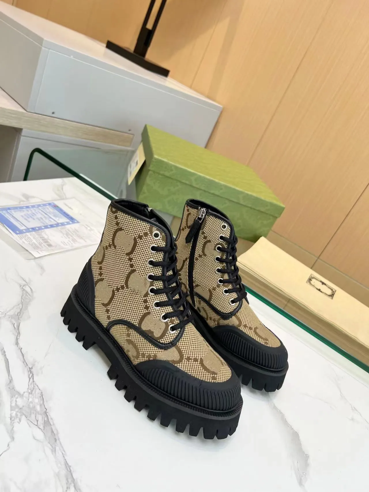 2024 Christmas Classic Martin Boots Platform Women Shoes Leather