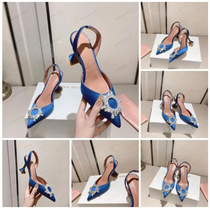 Luxur Designer Woman Sandals Italy Amina Muaddi Black Satin Begum Sling Heels Begum Crystal Brosch Slingback Pumpar Women Wine Cup Heels Slippers Shoes 35--42 BBBPPP