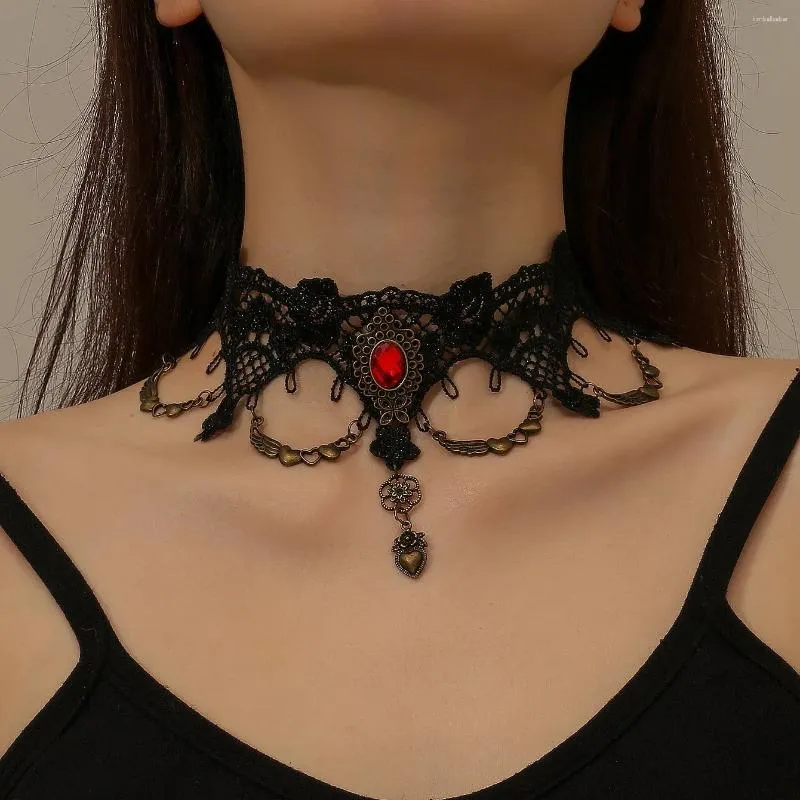 Collier ras du cou rétro en dentelle, chaîne de clavicule gothique Antique, bijoux personnalisés pour femmes, pendentif en alliage